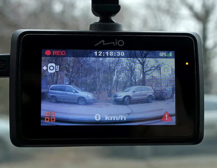 Видеорегистратор mivue 765. Mio mivue 765. видеорегистратор mio mivue 765. монитор для видеорегистратора матрикс. монитор для видеорегистратора сова.