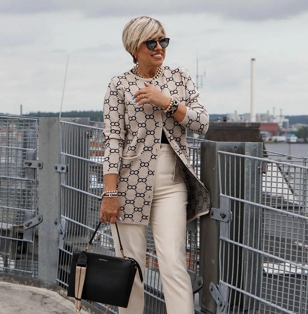 модные луки 2024 для женщин 50. модная одежда для женщин 50 лет. элегантный образ. стильная одежда для женщин 40 лет. маргарита аргуэльес лето.