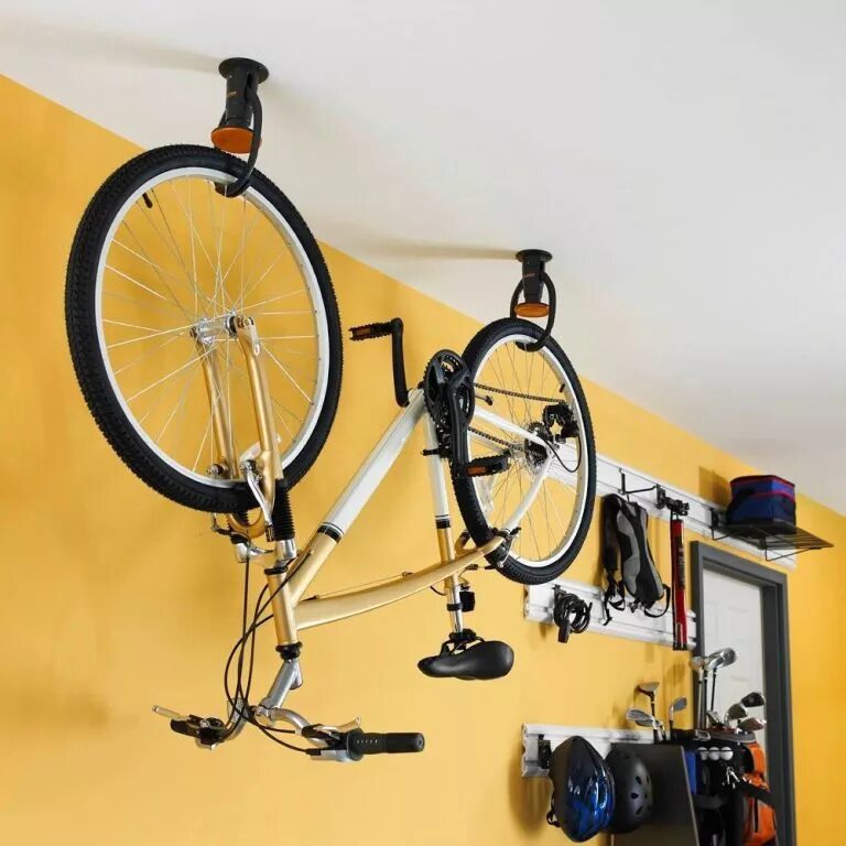 Хранение велосипеда зимой. Gladiator advanced ceiling mount claw bike hook. крепление для велосипеда. крепеж для хранения велосипеда. крепление велосипеда к потолку.