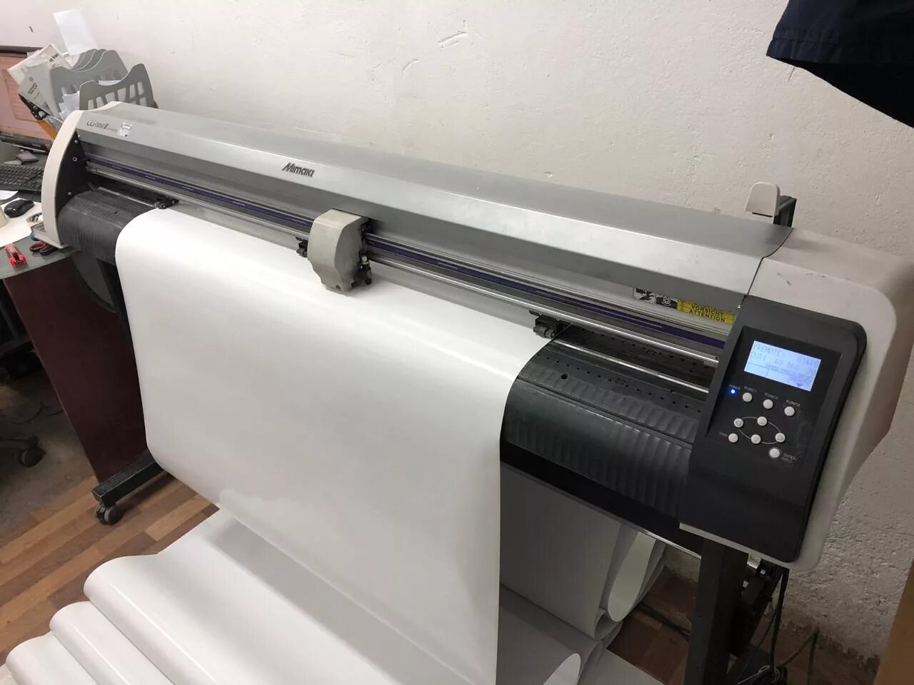Режущий плоттер mimaki cg. Плоттер mimaki cg-130srii. режущий плоттер mimaki cg-130sriii. мимаки cg130srlll. режущий плоттер mimaki 130.
