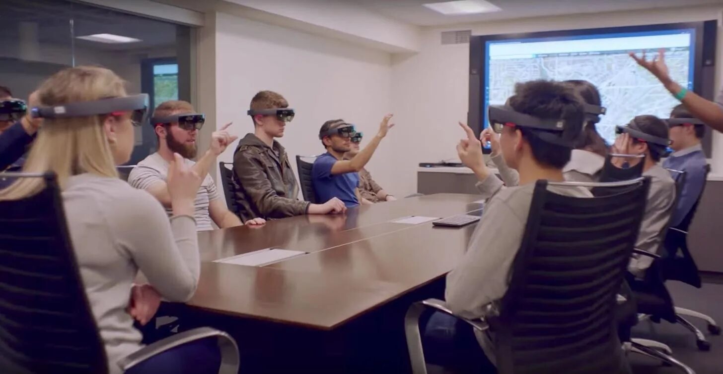 Ролик про образование. Retro educational video. Ролик про образование. Тв технологии в обучении это. Планшет со школьной фотографией.