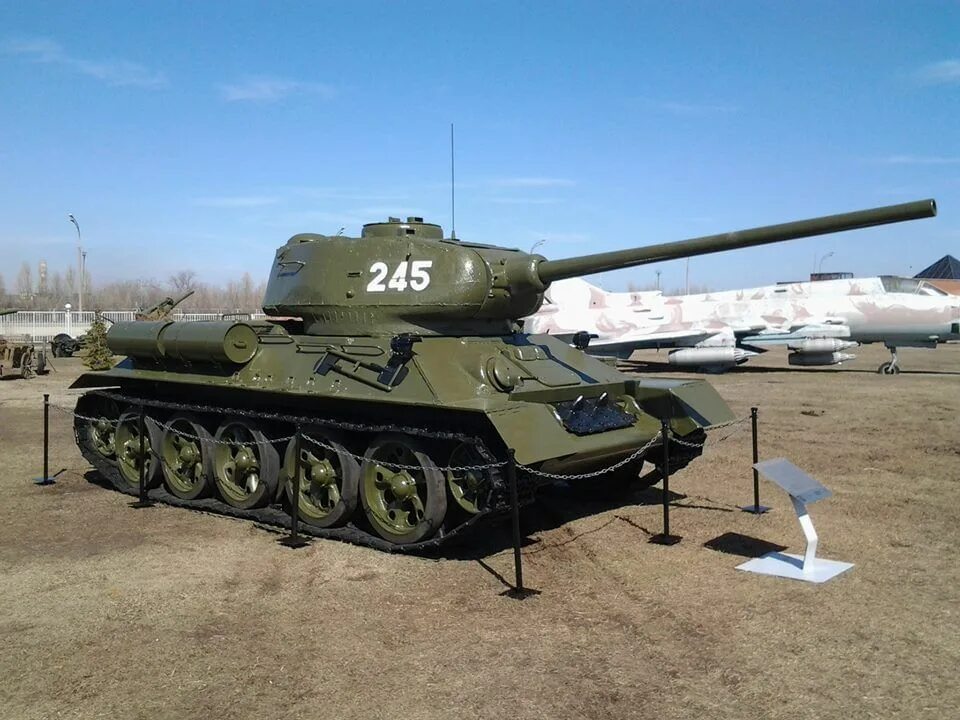 Т 34 24. Танк т-34-85. Т-34-85 УВЗ. Т 34 85 обр 1944. Танк т34.