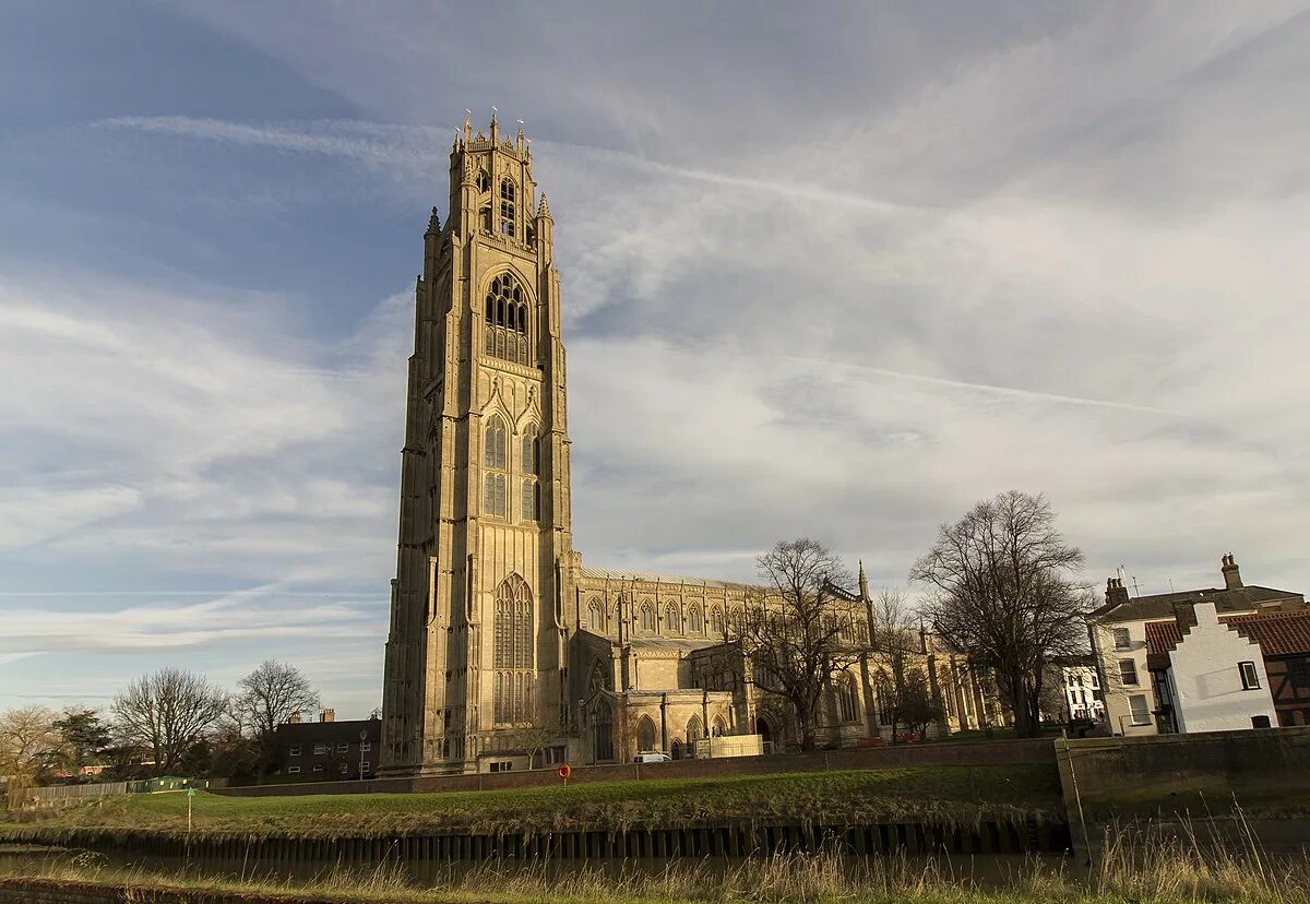 Город линкольн великобритания. Графство линкольншир. Бостон линкольншир церкви. Усадьба вулсторп. Линкольншир англия.