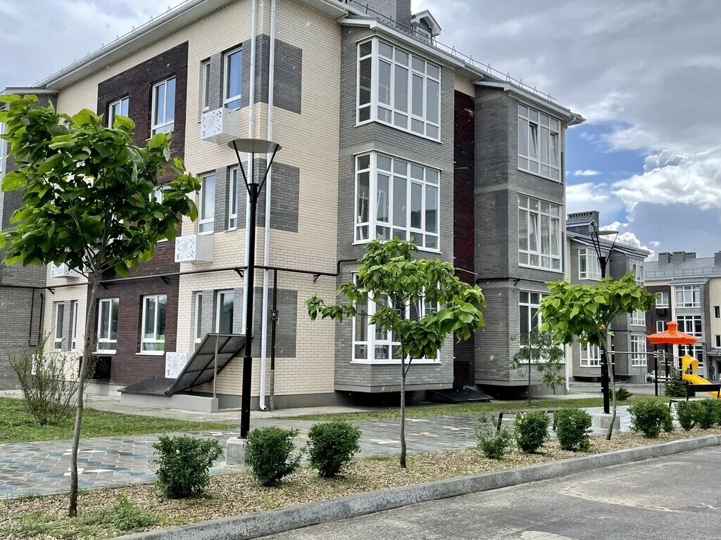 жк самоцветы аксай. салон жазира на аксай 5 д.