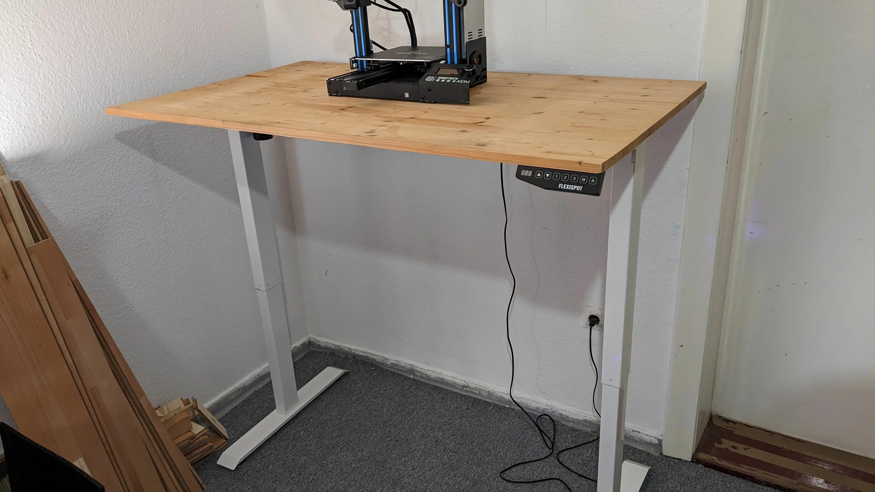 Flexispot. Стоящий стол. flexispot desk. стол flexispot e7 pro.