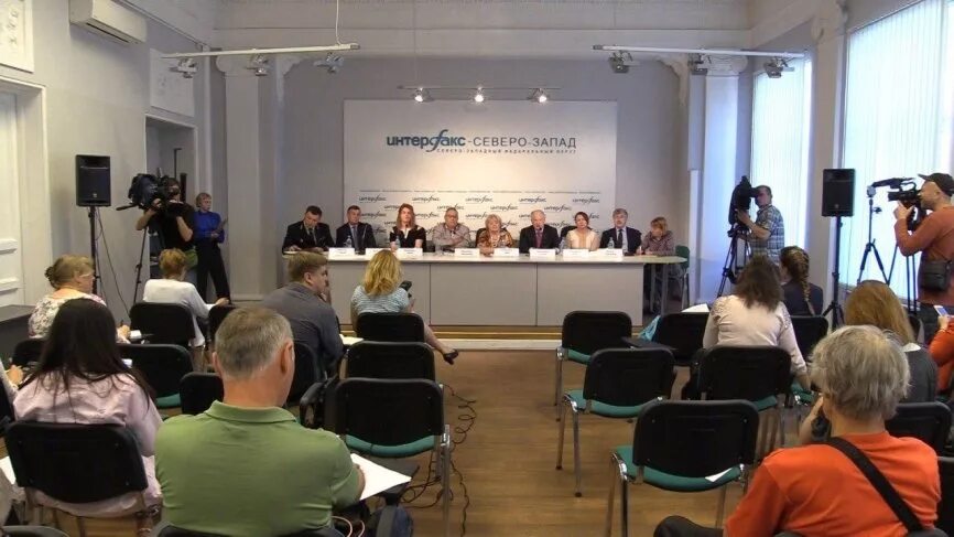 Институт средств массовой информации москва. Современные технологии вуза. Институт мгу в москве. Вуз сми. Студенческие сми.