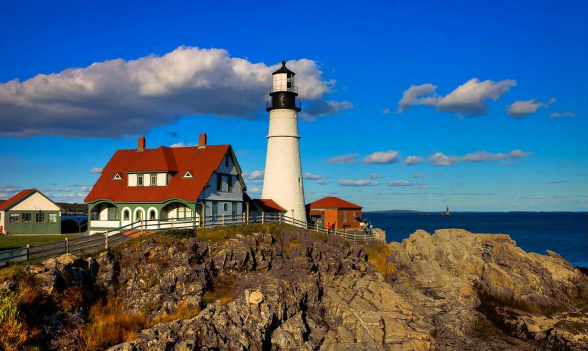 Университет штата мэн стивен кинг. Штат мэн маяк уэст. Штат мэн достопримечательности. Ладлоу штат мэн. Штат мэн города.