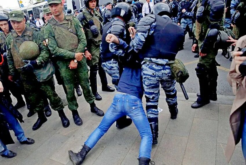 Связанные с участием в уставных