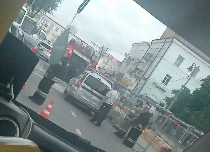 Сирена в курске сейчас. Курск затопило центральный рынок. Курская область ураган 7 августа. Сеймский мост курск. Дтп в курске сегодня на запольной.