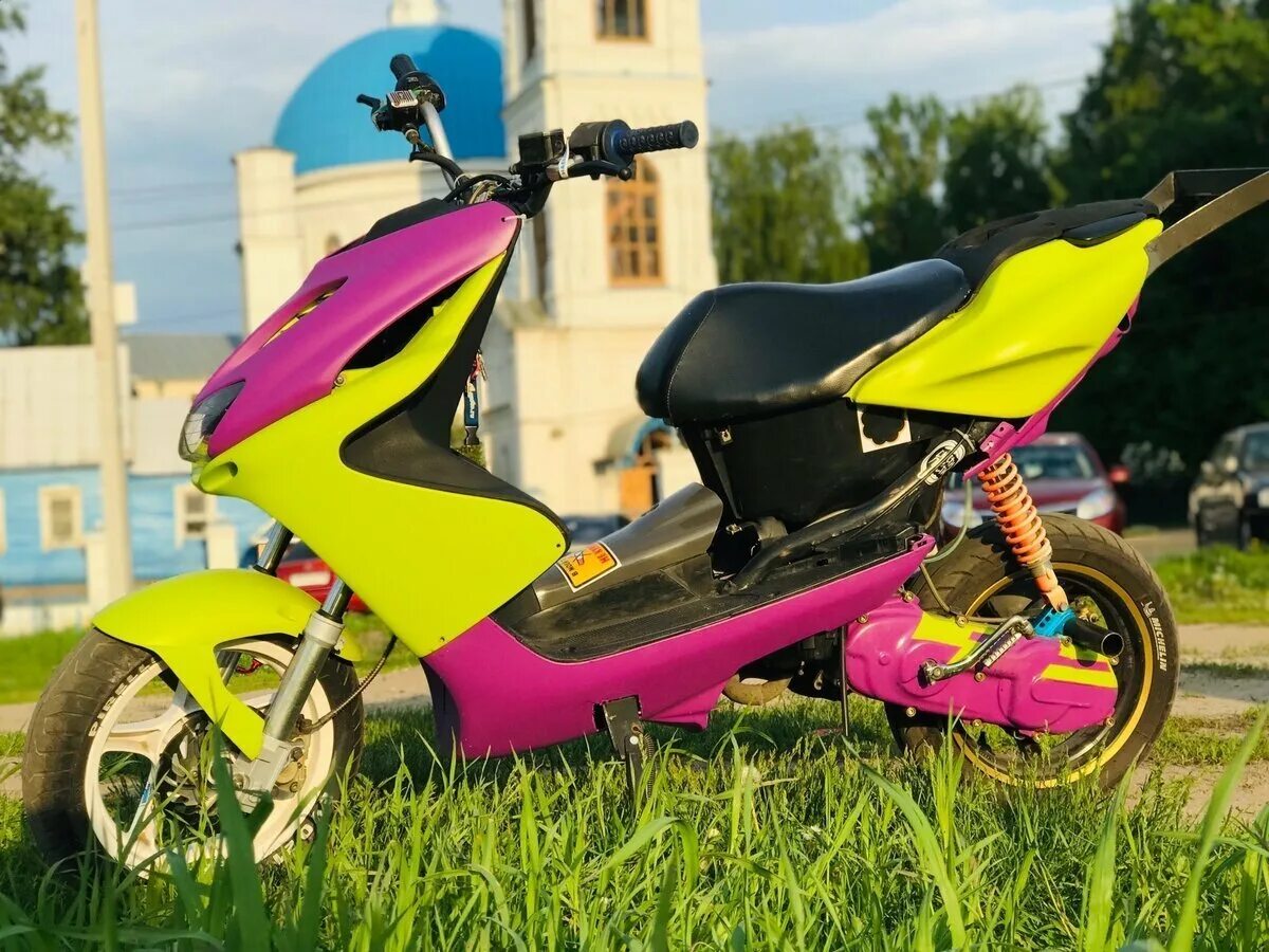 Yamaha аэрокс. Ямаха аерокс 50. Скутер Ямаха Aerox. Yamaha Aerox 50 2004. Скутеры без регистрации