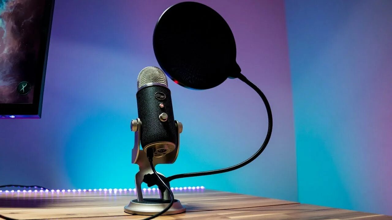Микрофон отстает. Blue yeti. blue yeti c поп фильтром. микрофон. микрофон для компьютера.