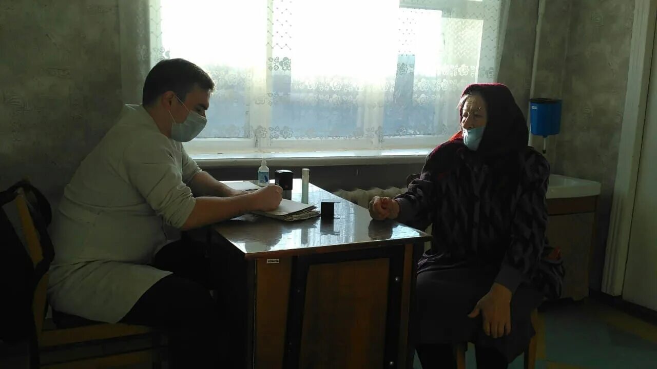 Горловский медицинский колледж. Машины днр. Городская больница № 1 г. Горловка медицинский. Горловский медицинский колледж.