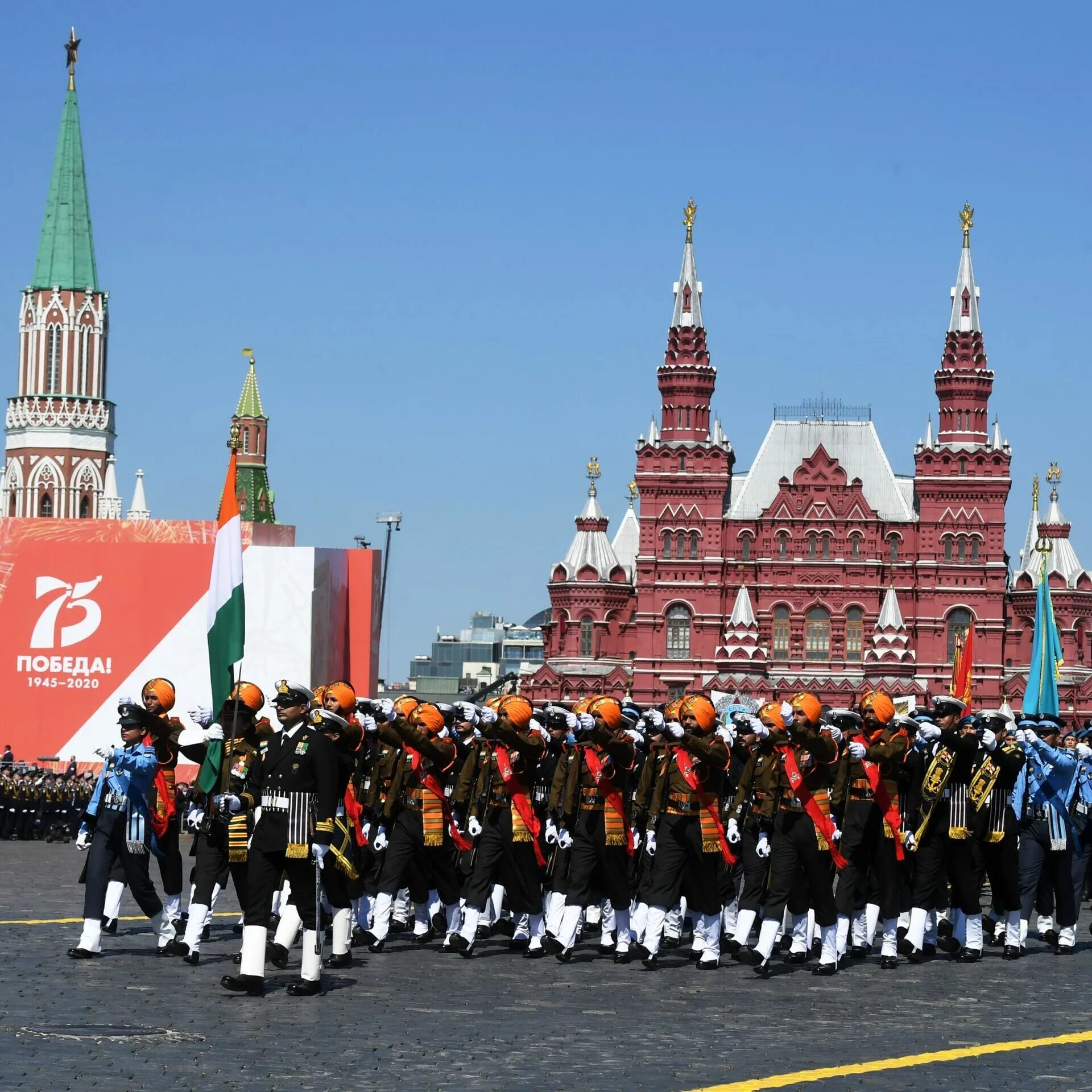 Утренний парад победы. Парад 9 мая 2025 в москве на красной площади. парад на красной площади 9 мая 2025. парад победы 2025 в москве красная площадь. красная площадь в москве 2025г.