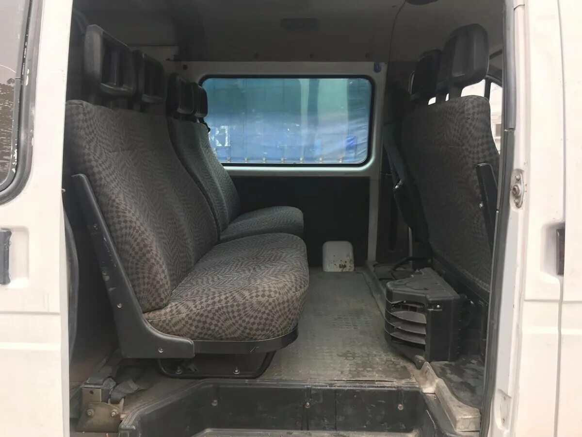 Газ 2705 салон. Газ газель 2705 салон. Газель 2705 комби. Газ 2705 салон. Газ 2705 салон.