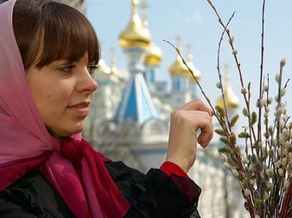 Платок на благовещение какой одевать в церковь