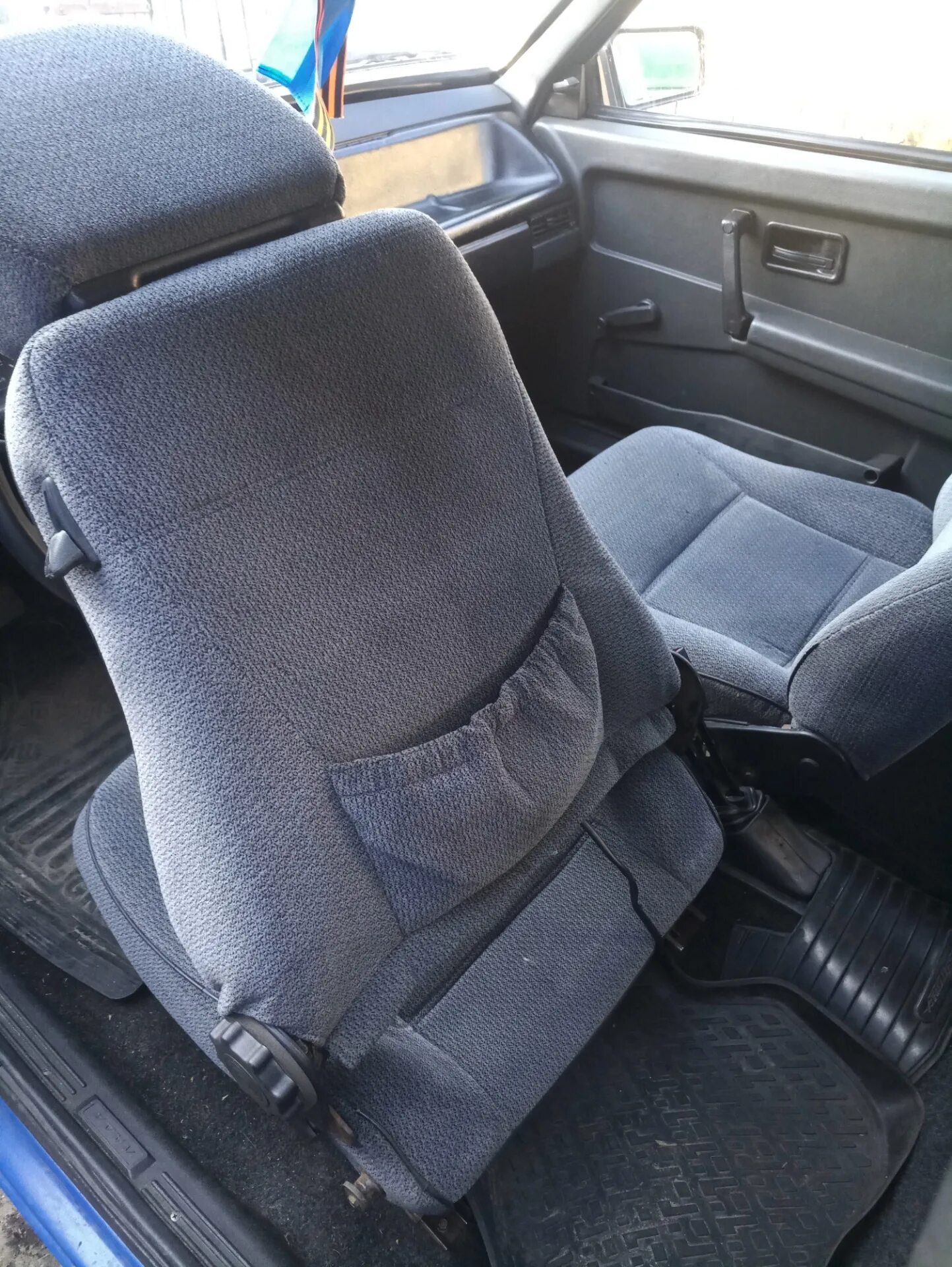 Сиденья ваз 2105. Серый салон ваз 2106. Водительское сиденье ваз 2114. Передние сиденья ваз 2112. Сидения от опеля в ваз 2107.