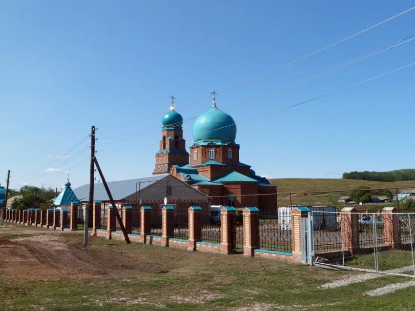 Самарская сергиевск купить. Кандабулак Сергиевский район Церковь.. Село Кандабулак Самарская область Сергиевский район. Кандабулак Самарская область Церковь. КАНДАБУЛАКСКИЙ Троицкий храм..