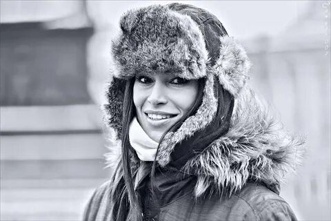 Песня снежные бабы шапки ушанки лыжи санки