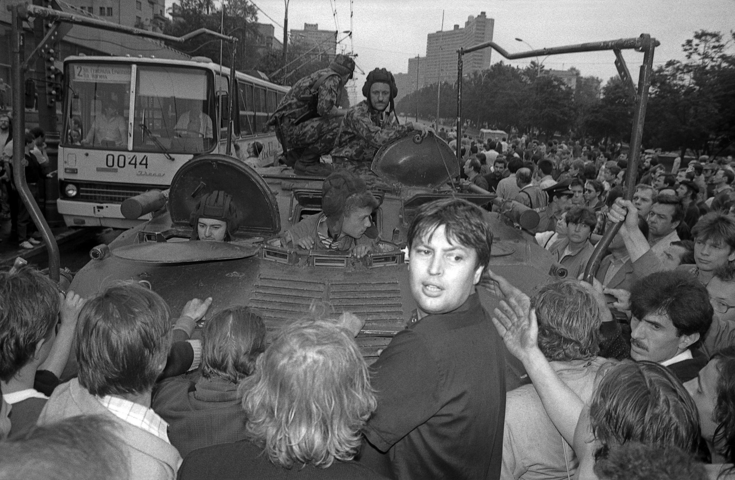 Путч 19 августа 1991. Путч ГКЧП 1991. Таманская дивизия августовский путч. Августовский путч 1991 танки. Август 1991 что произошло