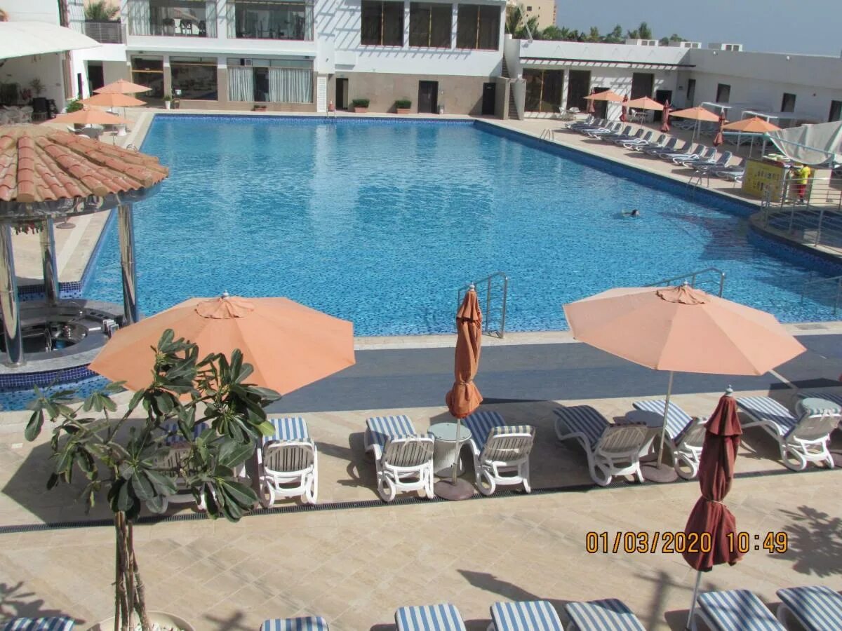 Мираж баб фуджейра. Мираж Аль Бахр. Mirage Bab al Bahr Beach Hotel. Mirage Bab al Bahr Resort 4. Отель Mirage Bab al Bahr Beach Resort 4.