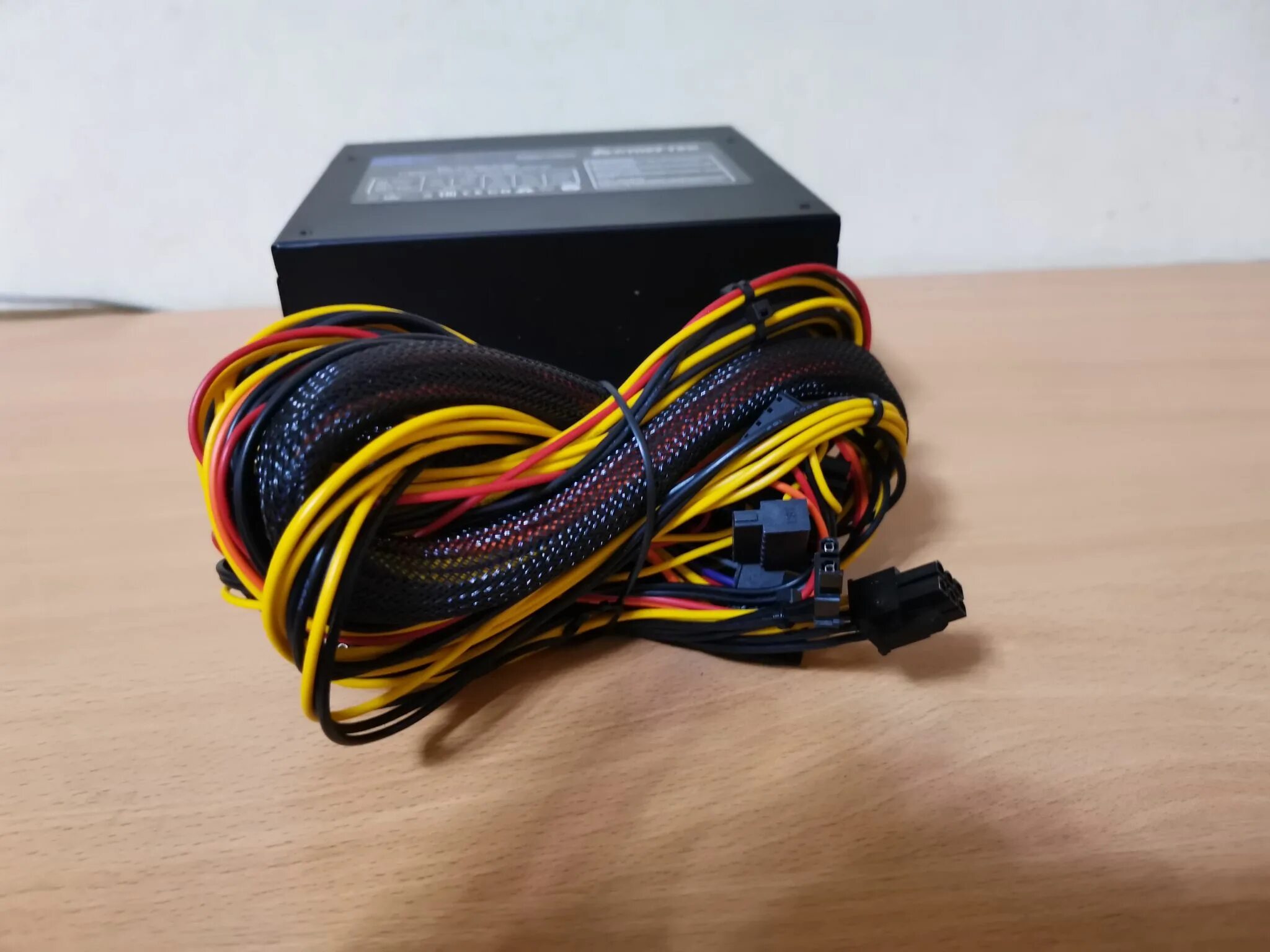 Chieftec element. Chieftec 600w. блок питания chieftec 600w. chieftec element elp-600s. chieftec element 600w.