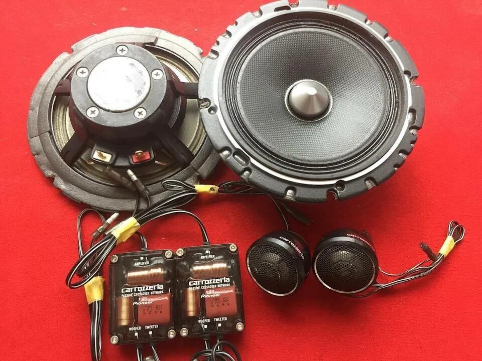 Динамики в чем отличие. Awave v12. Динамики урал мидбас 16. Динамики в чем отличие. Автомобильные динамики clarion 090-0082.