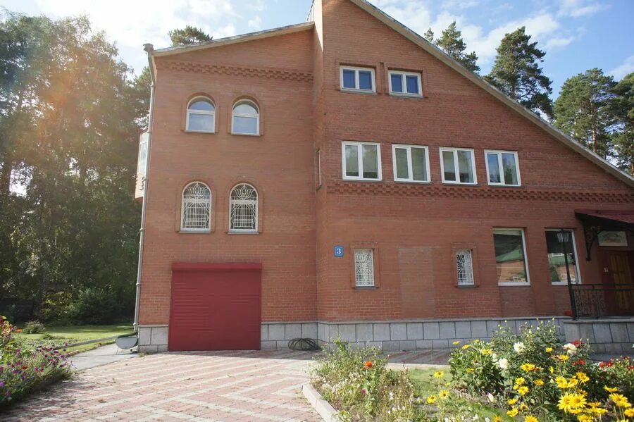 коттедж бийске район мочище. п мочище. дома в мочище новосибирск. мочище коттеджи. посёлок мочище новосибирская область.