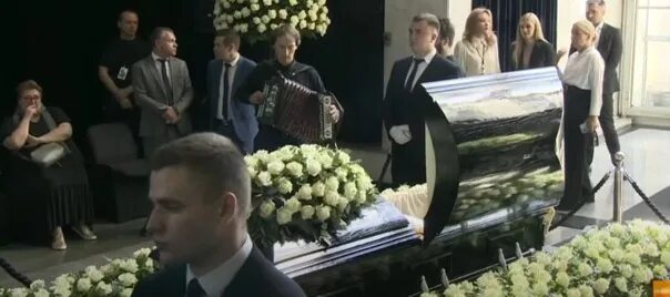 Фото юрия шатунова в гробу на похоронах Июнь похороны