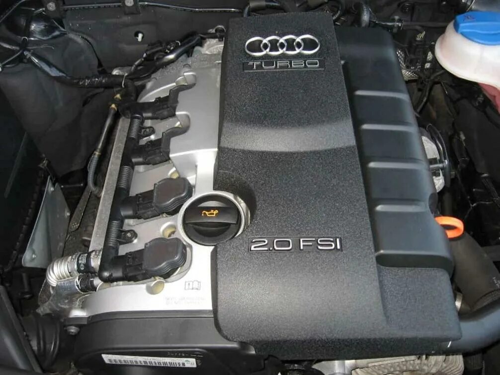 Галоўка цыліндраў (Audi А6 С4, 1994-1997 / Бензінавыя рухавікі / 4-х цыліндравыя