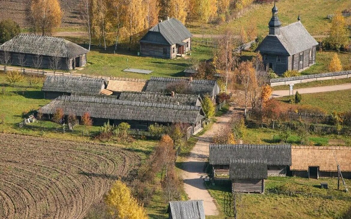 Музей архитектуры минск. Белорусский государственный музей народной архитектуры. Музей озерцо в белоруссии. Белорусский государственный музей народной архитектуры и быта. Музей архитектуры минск.