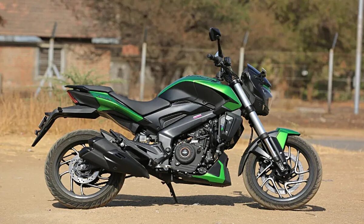 Мотоцикл доминар 400. Bajaj dominar 400 характеристики. Bajaj dominar 400 характеристики. Мото баджадж доминар 400. Мотоцикл bajaj dominar 400 touring.