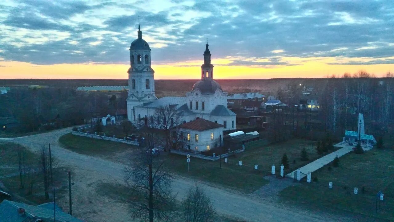 Погода в коршике. Коршик Кировская область. С Коршик Оричевского района Кировской области. Агрофирма Коршик Оричевский район. Церковь в Коршике Кировской области.