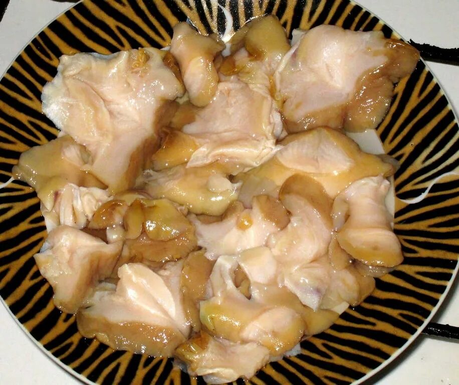 мясо рапанов блюда в ресторанах. мясо рапана рецепт. мясо рапана рецепт. рапан черноморский блюдо. мясо рапана рецепт.