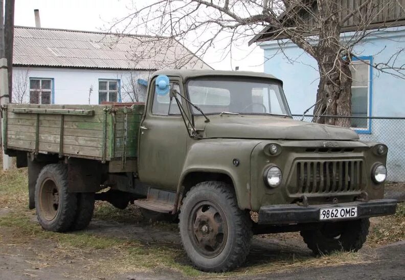 стар 52. грузовик газ 52 бортовой. стар 52. грузовик газ 52. як 52.
