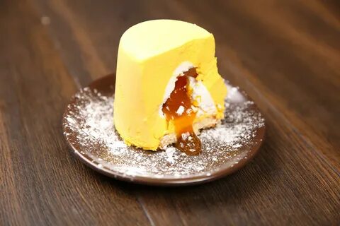 Пирожное манго маракуйя