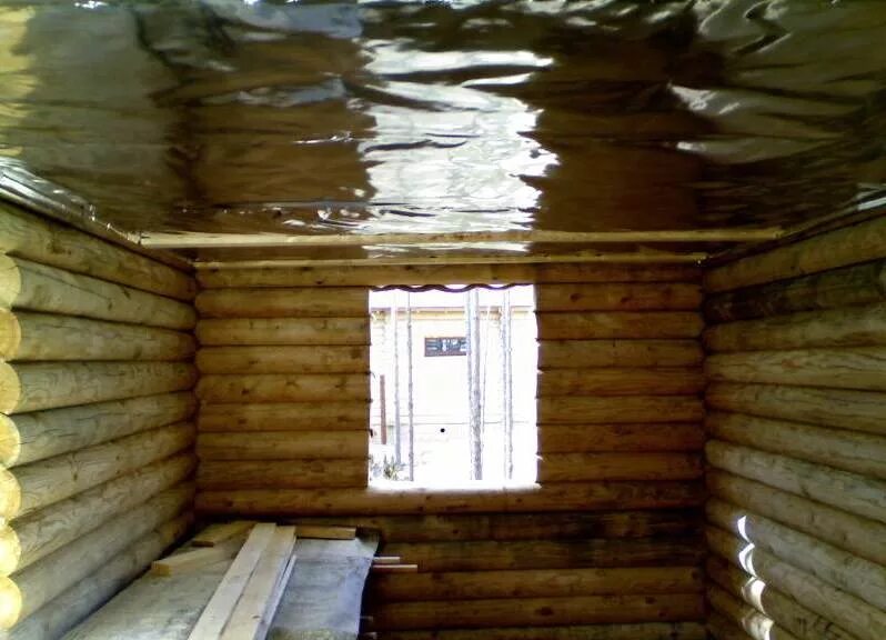 Как изолировать потолок бани. Пароизоляция для бани. потолок в бане. пароизоляция для бани на потолок. потолок в бревенчатой бане.