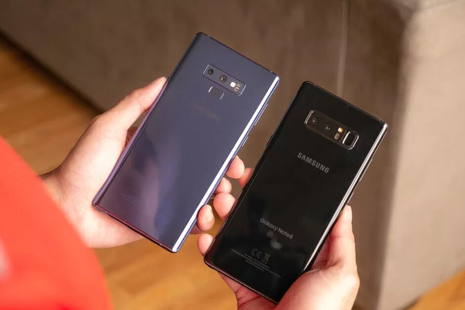 Note 9 сравнить. Galaxy Note 8 vs Note 9. Galaxy Note 8 синий. Samsung Note 8 старый. Galaxy Note 8 xthsyq.