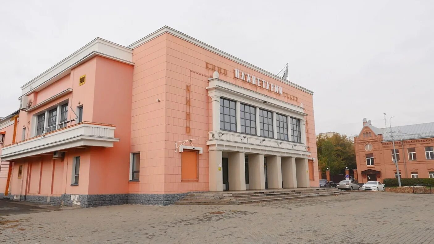 Ближе к звездам. Барнаульский планетарий работает на новом месте АиФ Барнаул