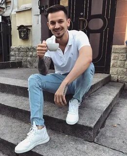 Сколько миши лет