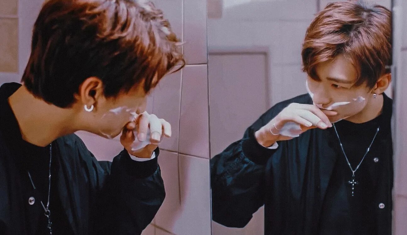 Минхо плачет. Lee min ho stray kids boyfriend material. мин хо плачет. stray kids. ли ноу минхо плачет.