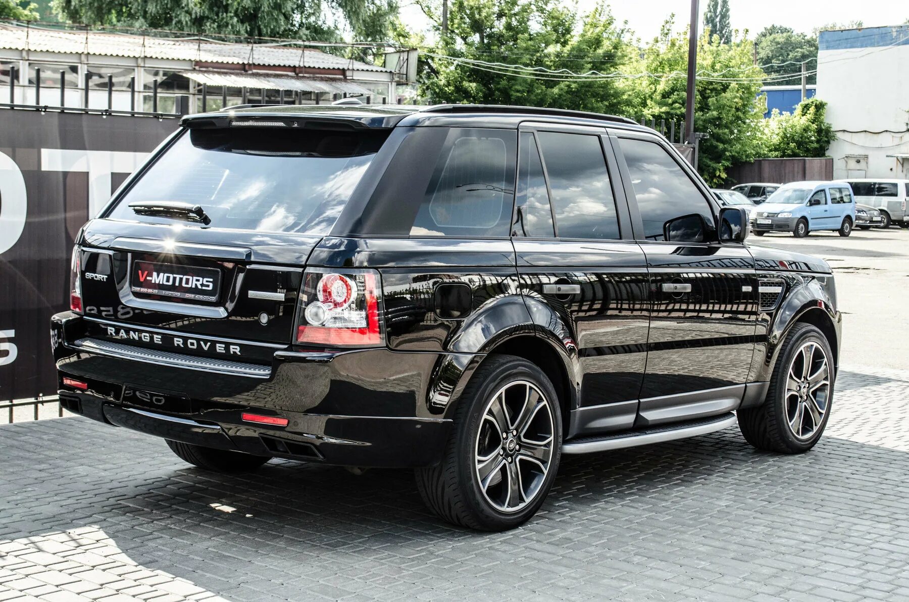 Range rover sport supercharged 2013. Рендж ровер спорт 5. Land rover range rover sport 2014. Ленд ровер рендж ровер 2018. Range 0 5.
