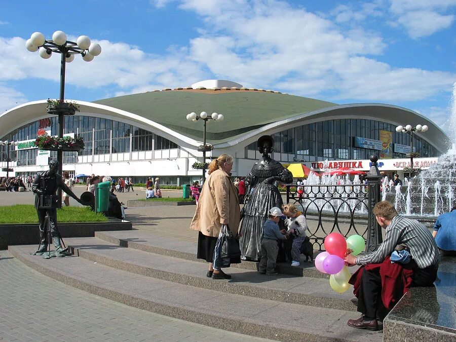 Комаровский рынок ул веры хоружей 8 фото. Рынок Комаровка в Минске. Минский Комаровский рынок. Комаровский рынок в Минске 2023. Район Комаровка в Минске.