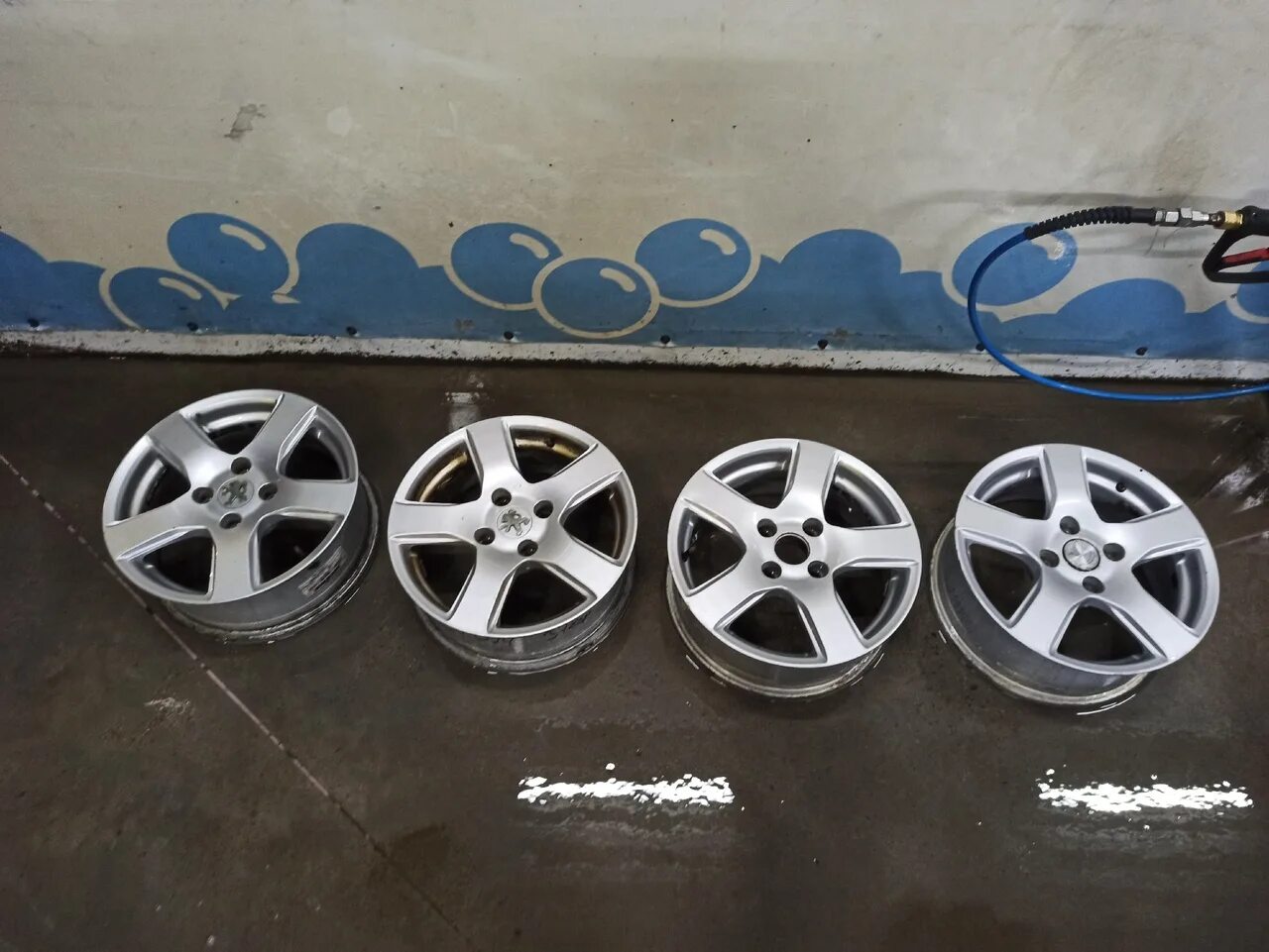 Диски artec 7j r15. 4 100 r16 диски borbet. Диски speedline r15 audi. Ауди 80 ронал диски. Диск р 15 4 108.