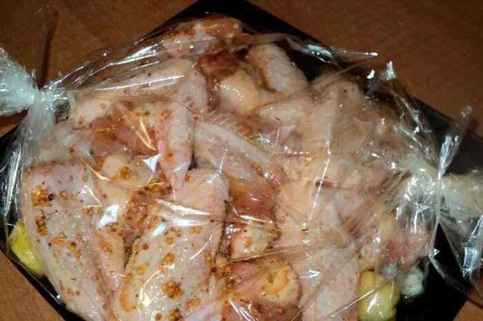 крылышки терияки в духовке. куриные крылья в пакете для запекания в духовке. крылышки в рукаве в духовке. крылышки барбекю в духовке. крылышки в рукаве в духовке.