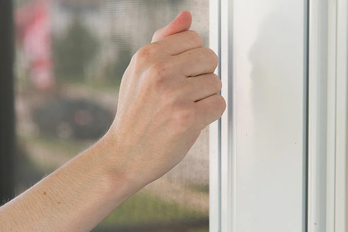 Shall i open the window