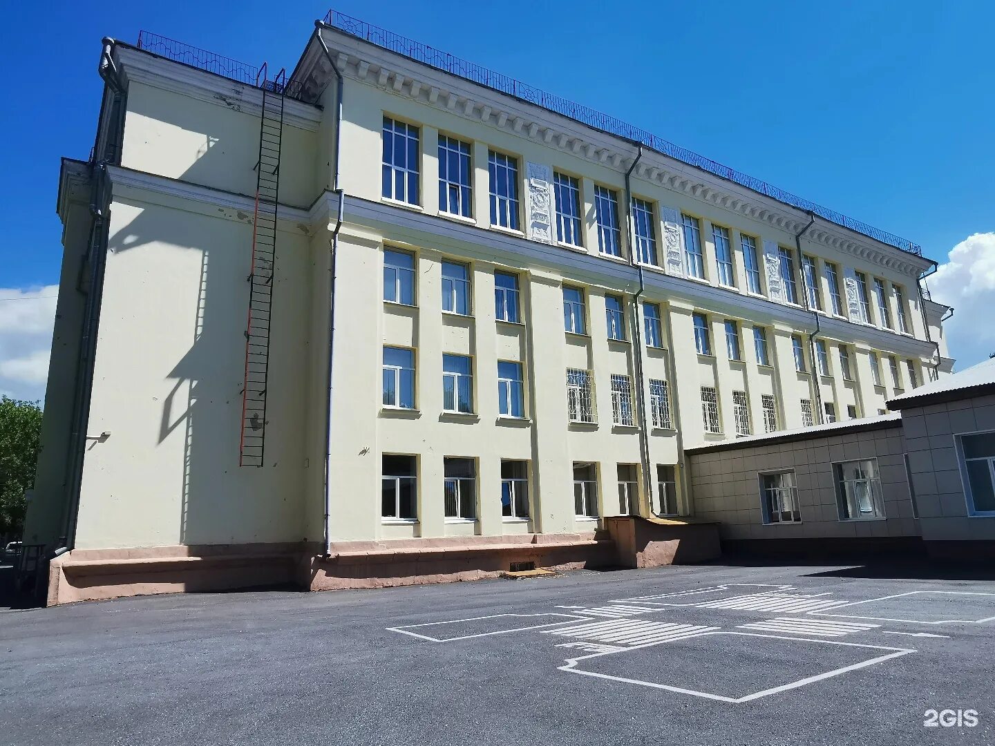 Лицей 83 учителя. Лицей 83 уфа официальный сайт. Гимназия 83 уфа. 83 лицей казань. Лицей 83 учителя.