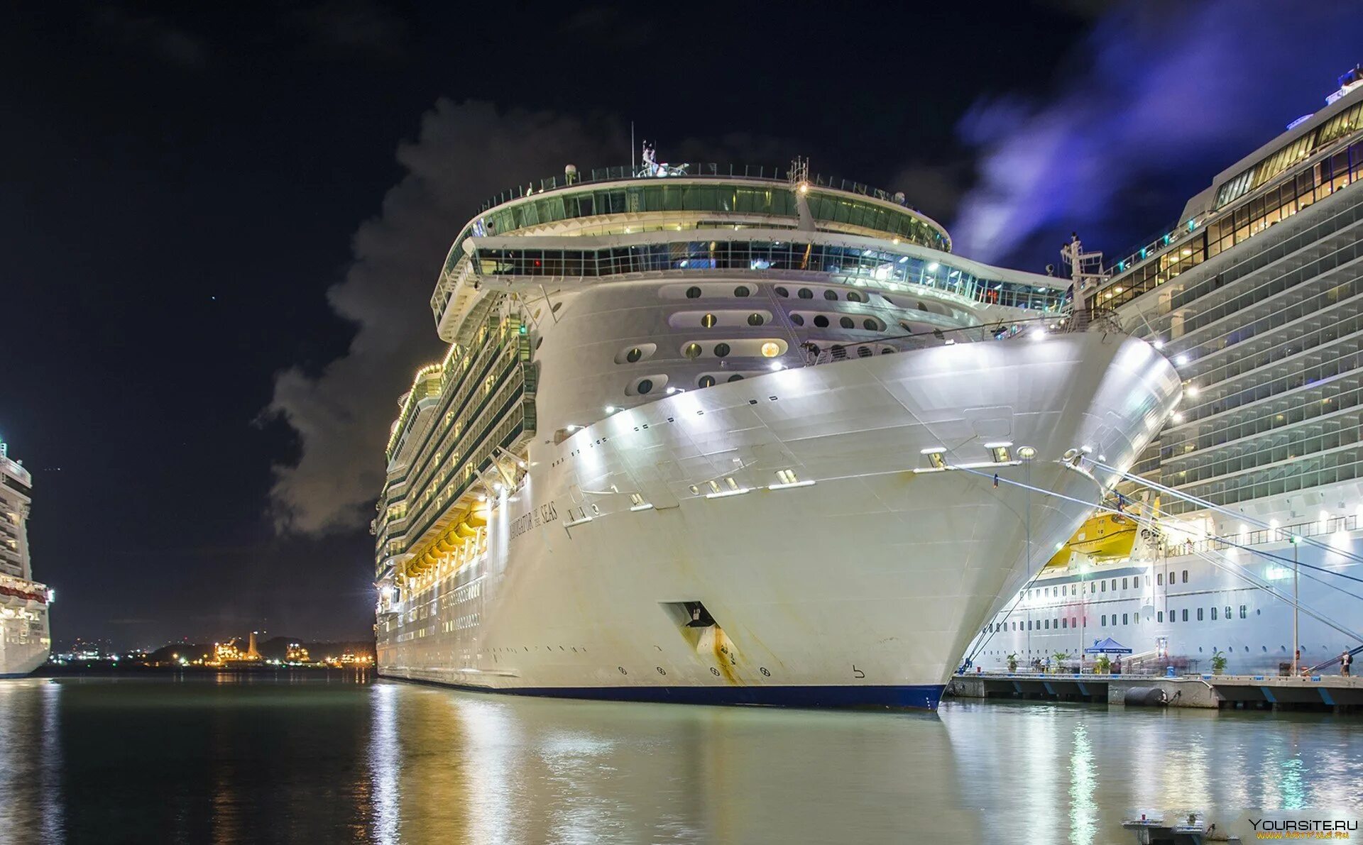 Cruise met Disney Wonder Zeetours Cruises Disney dream cruise, Honeymoon cruise,