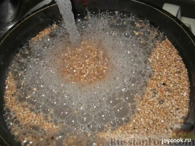 Как варить пшеничную на воде рассыпчатую
