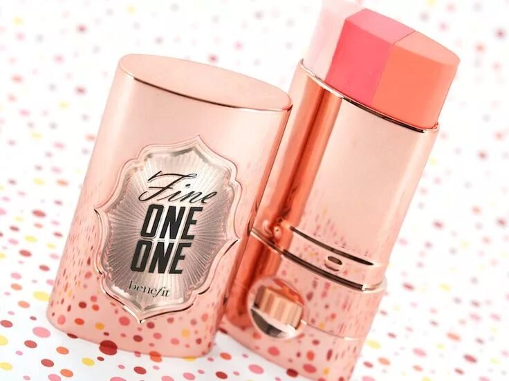Тинт для губ benetint. Something косметика. Benefit boi-ing cakeless concealer свотчи. Миниатюрная косметика. Бенефит тинт для губ.