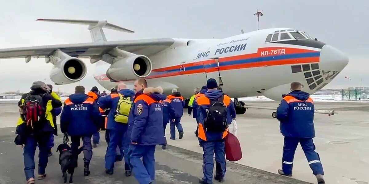 Самолет вылетевший в турцию
